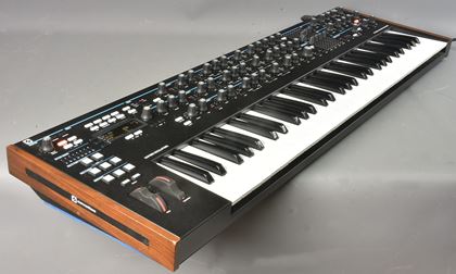 Novation-Summit